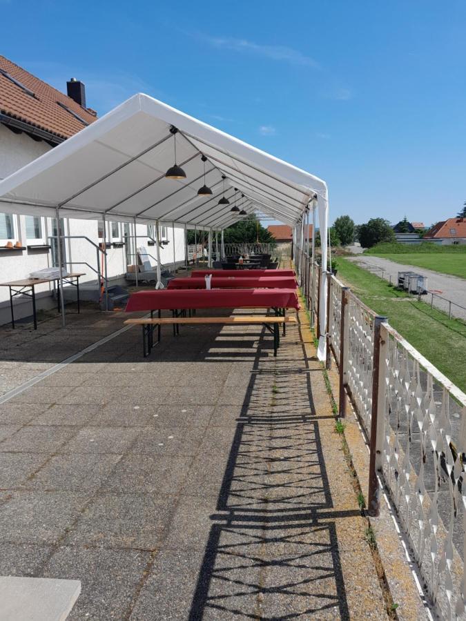 Sport & Freizeit Centrum Pension Heudeber Exterior photo